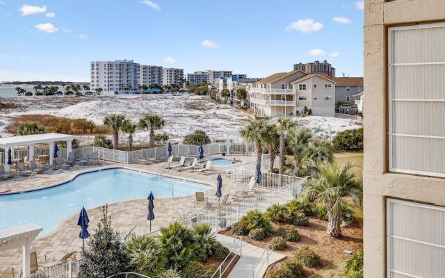 Magnolia House 305 2 Bedroom Condo by RedAwning