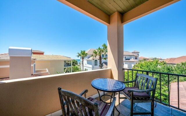 Casa de Mediterranean Home