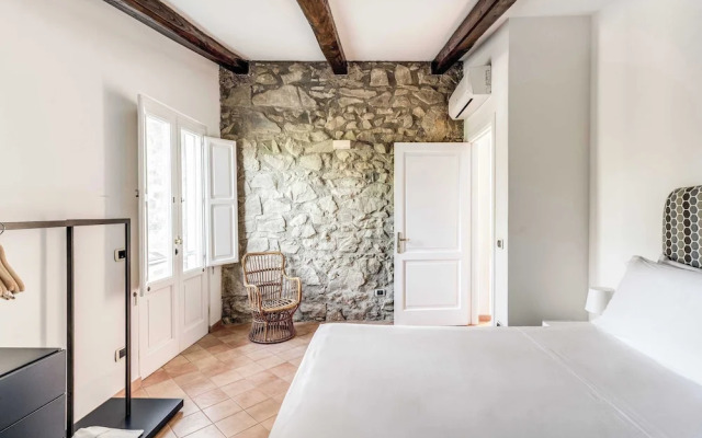 Giulia 3 Villa Apartment Shared Pool Sea Views