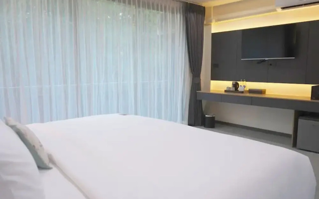 Seaside Naithon Phuket