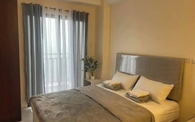 Staycation Near Burnham Park