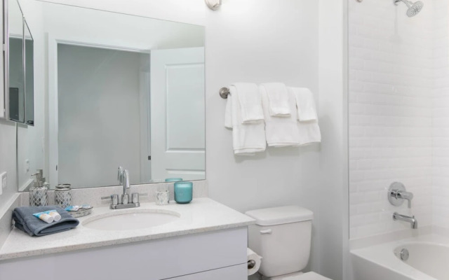 Luxury 2 BR Condos with Balcony