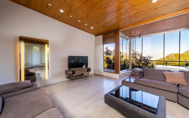 Apartment Near Natural Attractions in Antalya