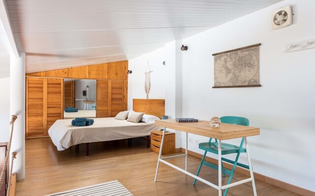 Luminous Loft Apt. ¨above¨ the Atlantic Ocean