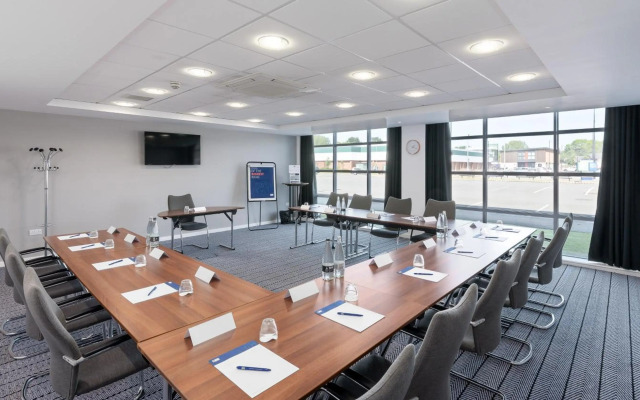 Holiday Inn Express Leigh - Sports Village by IHG