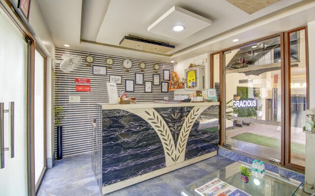 Gracious by Vishesh Hotels & Home Stay