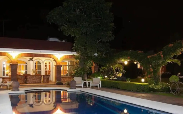 Residencia Jardin Real