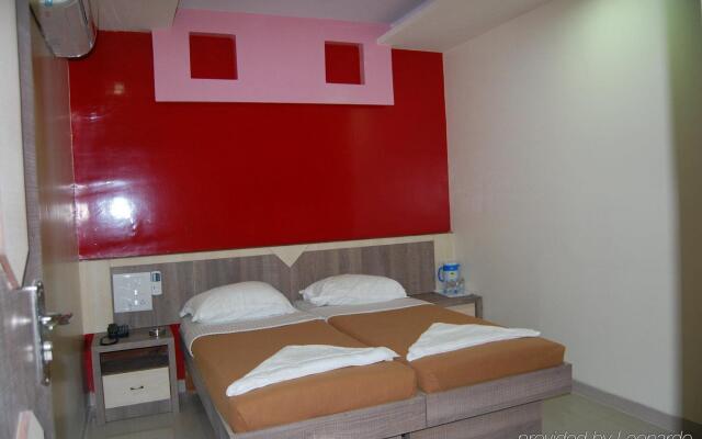 Hotel Galaxy Residency