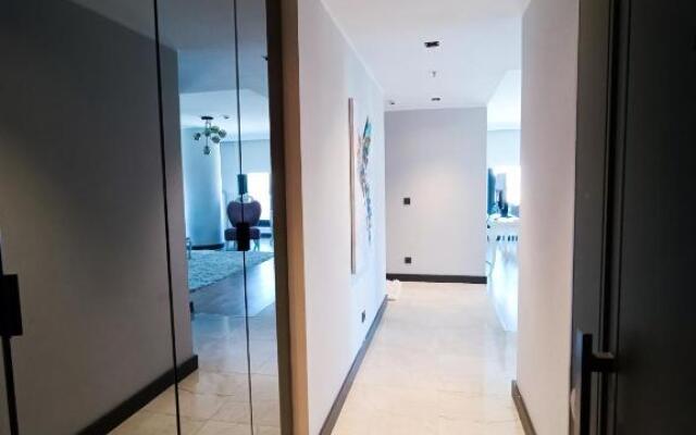 Luxury Central Fully Equipped 3BR 2BA Apartment by Siena Suites
