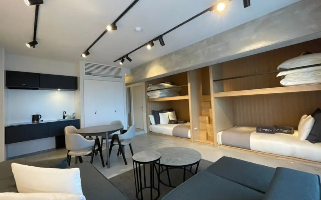 Sakura Cross Inn & Sauna Ishigaki