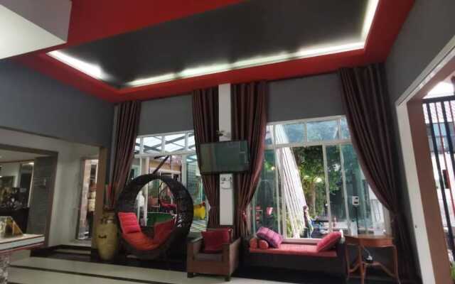 Grand Pruksa Siri Apartment