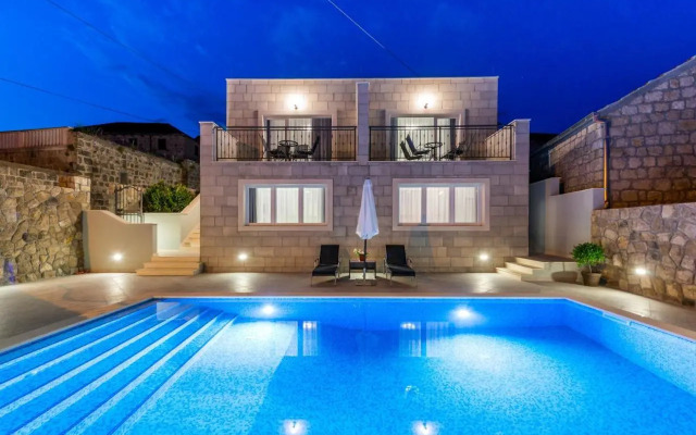 Apartments Villa Kabalero