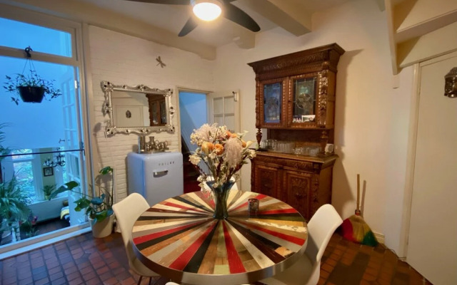 Amsterdam B&B Barangay