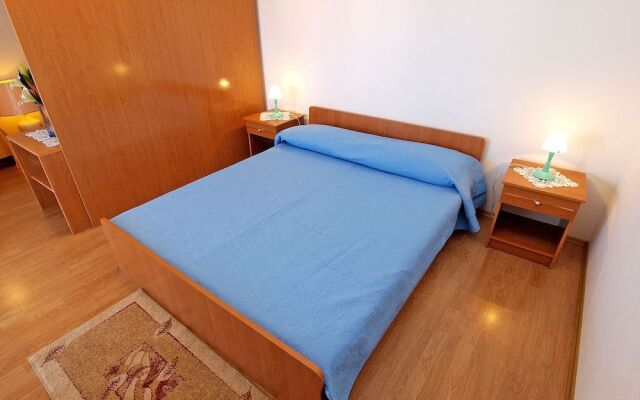 Apartment 50