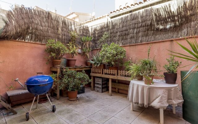 Elegant Holiday Home in Sant Boi de Llobregat With Terrace