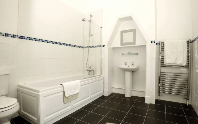 Lynford Hall Hotel
