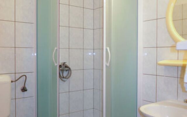 Apartment Dora Spiez 39648