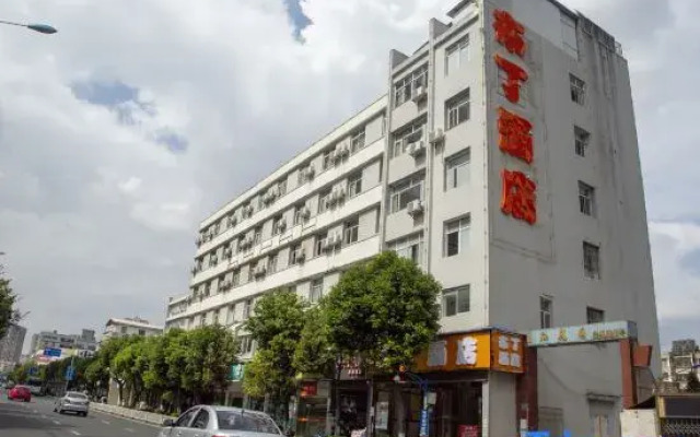 Pod Inn Hotel (Kunming Longquan Road Yuantongshan Xiaocaiyuan Subway Station)