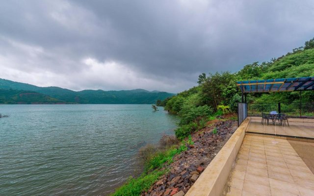 SaffronStays Riverdale Mulshi Lakefront villa with pool and mountain view