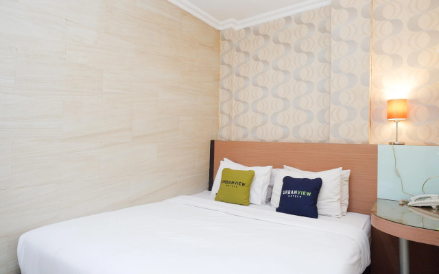 Urbanview Hotel Capital Makassar