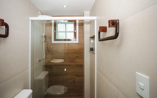 Casa c/ Área Goumert e 4 Suítes | CBR 11