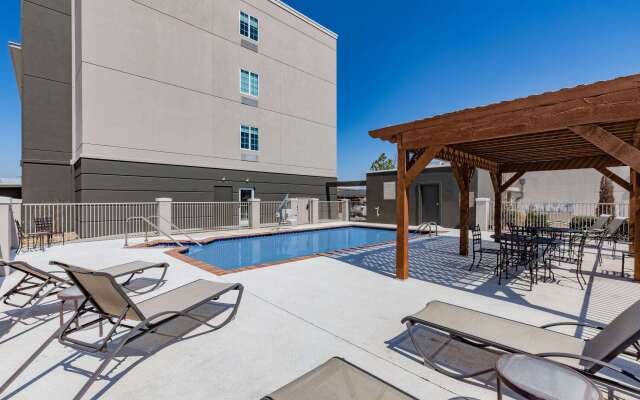 Hawthorn Extended Stay by Wyndham Ardmore