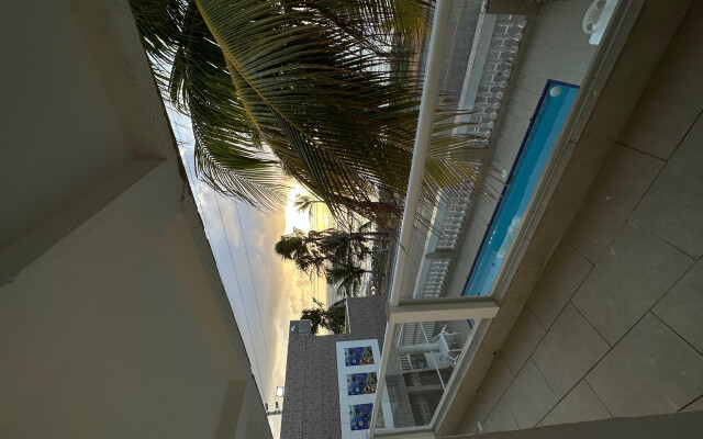 Island House Hotels