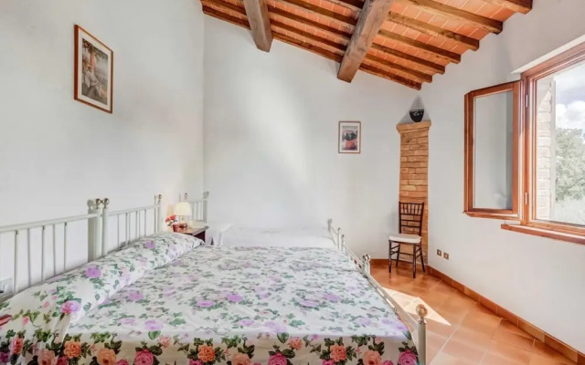Countryside Holiday Home in Gambassi Terme With Garden