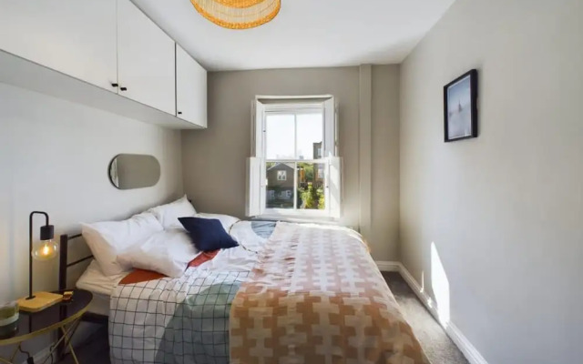 The Dalston Hideout - Captivating 2bdr Flat, London