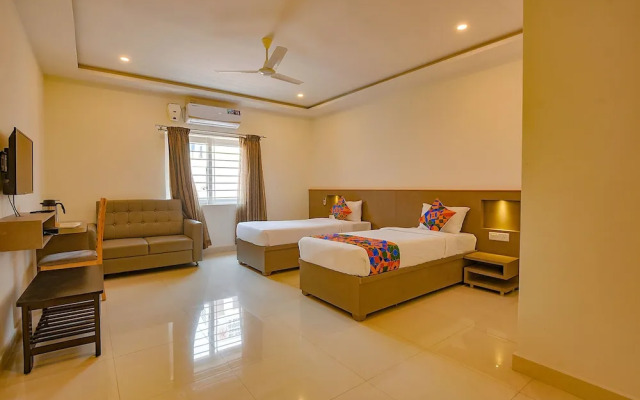 Fabhotel Champion Gateway