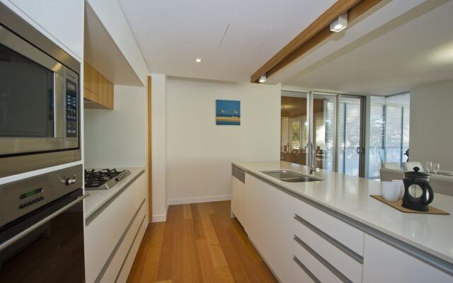 Maggies Beachfront Apt. 12