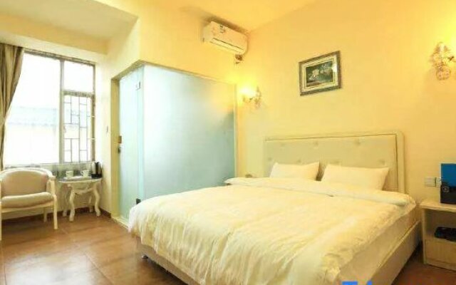 Apartment In Qiao