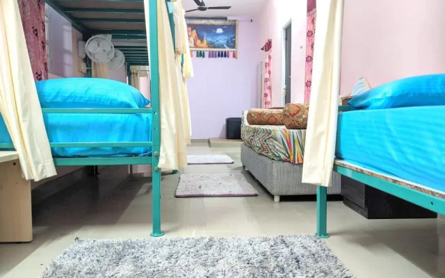 Aura hostel
