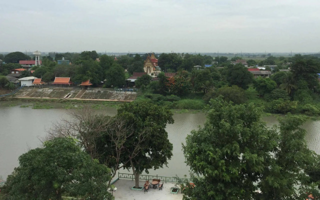 Toh Buk Seng Riverside