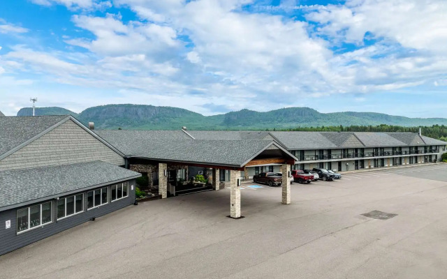 Best Western Plus Nor' Wester Hotel & Conference Centre