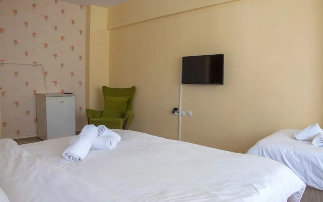 Pause Hotel