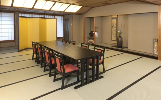 Arashiyama Onsen Ryokan Asaya Inn Hanaikada