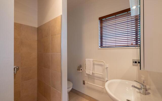 Lake Wanaka Villas at Hertiage Village Country Res