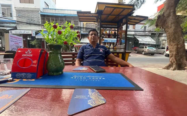 Unique Hotel Management Service