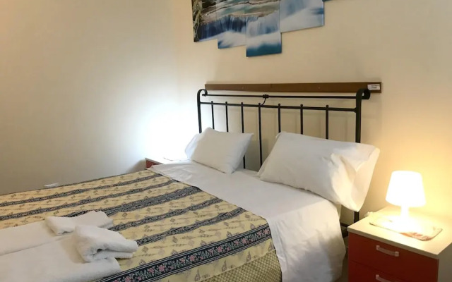 House With 6 Rooms in Enna, With Wonderful Lake View, Private Pool, En