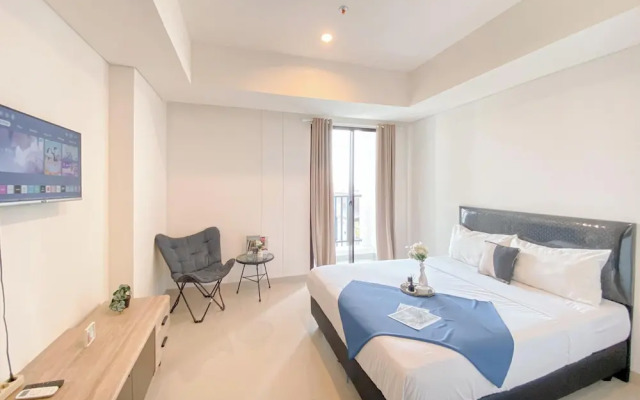 Spacious And Homey Studio At Cleon Park Apartment