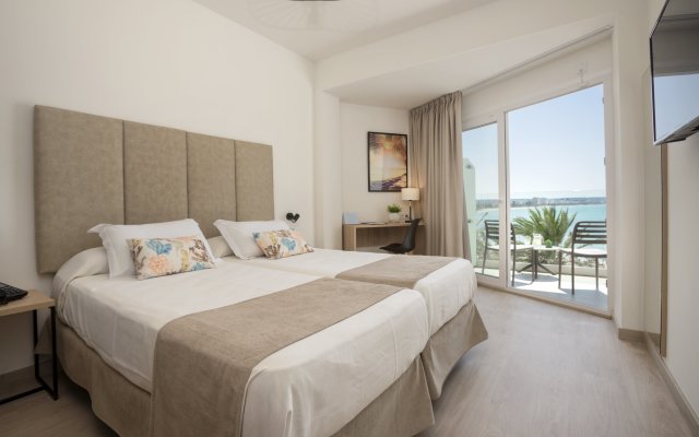 Hotel Las Arenas in Palma de Mallorca, Spain from 170$, photos, reviews - zenhotels.com guestroom