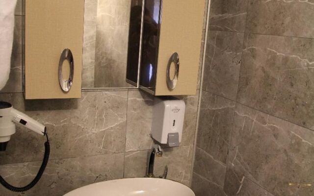 Caykent Suites Deluxe Hotel