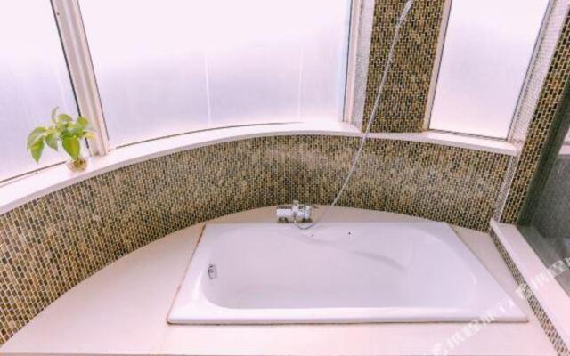 Jiaju Hotel (Ma'anshan An Gong Da Fuzhong Foreign Language School)