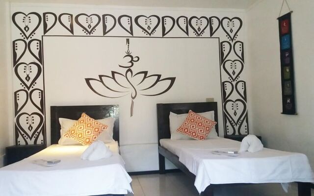 Peace & Love Beach Club