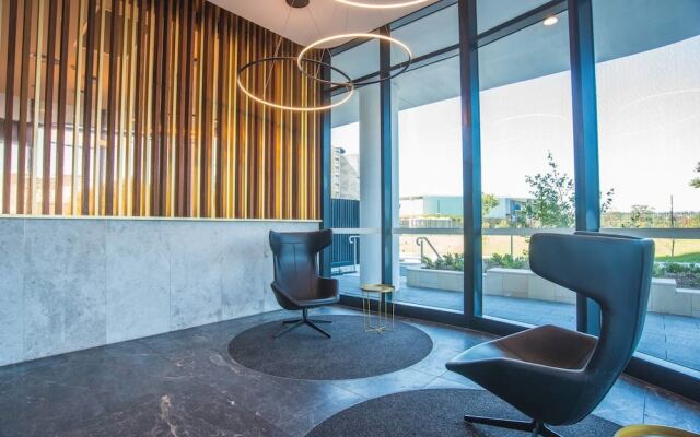 Stunning Waterview Stylish Waterfront Apt In Wwp