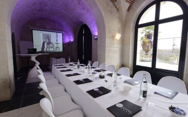 Art Hôtel Rochecorbon