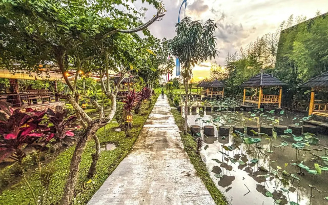 Villa Padiku at Semana