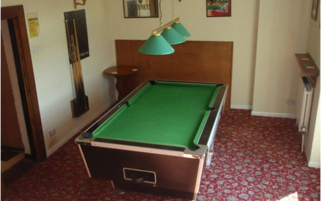 The Mucky Duck Inn