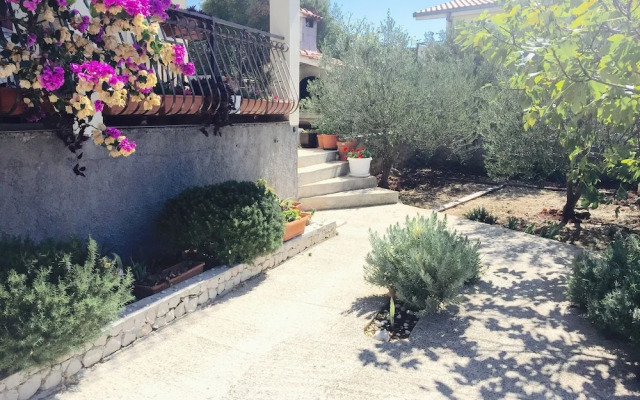 Vinx - Grill and Terrace - A1